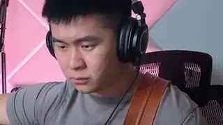 作業分享: Scott同學吉他演奏"古老的大鐘"，相當好，繼